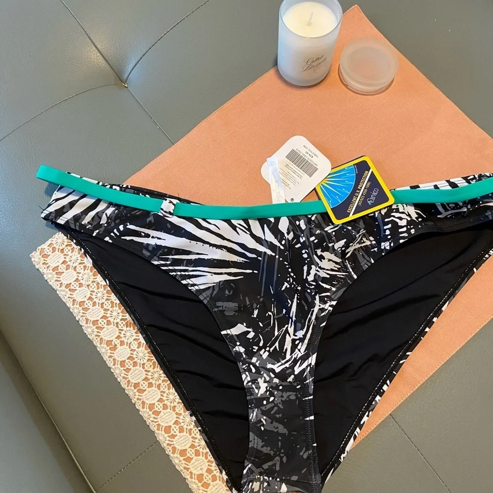 Fabletics Allison Cheeky Bottom bikini - Picture 3 of 9